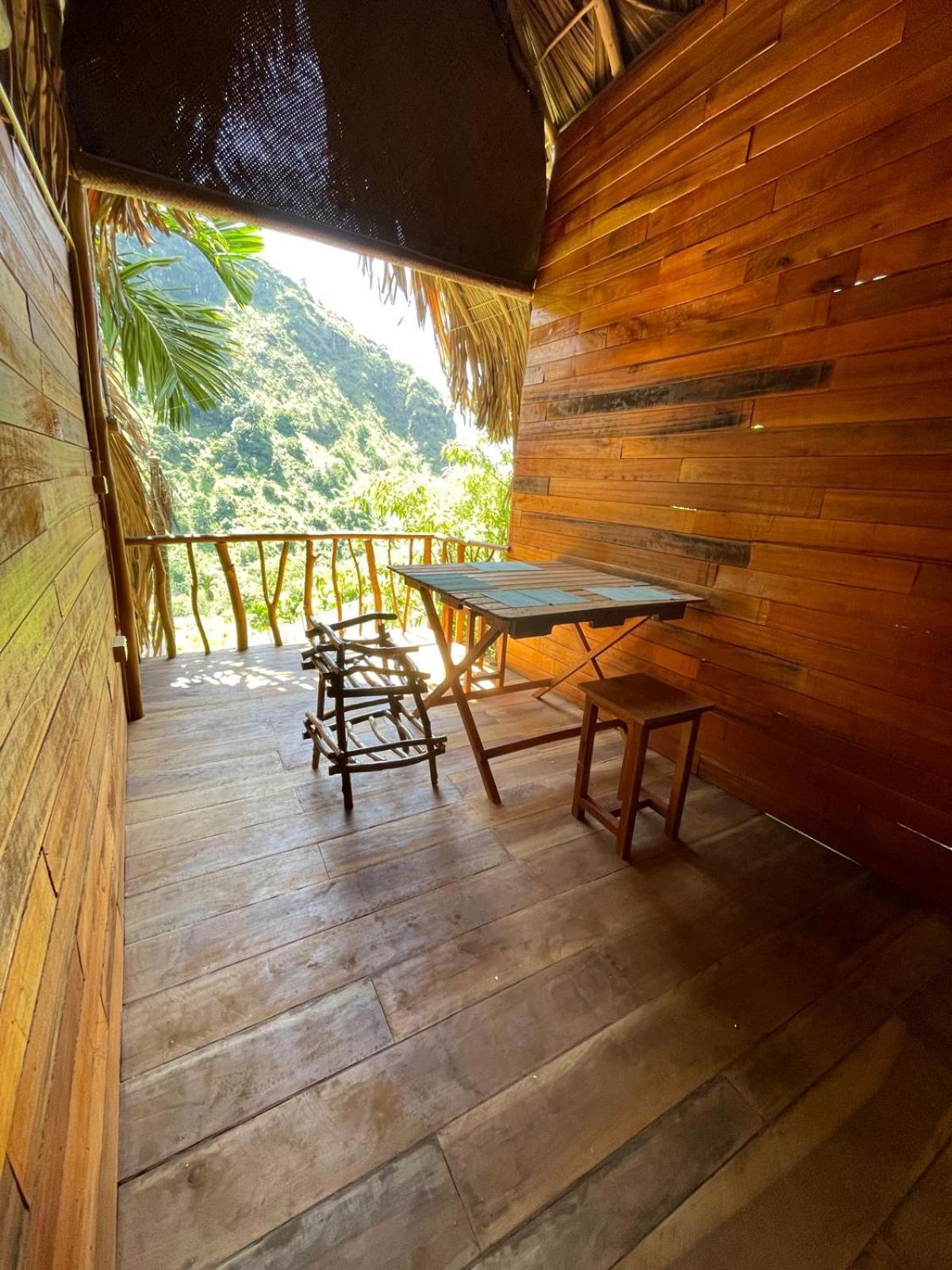 Wood Palace Ella Extérieur photo
